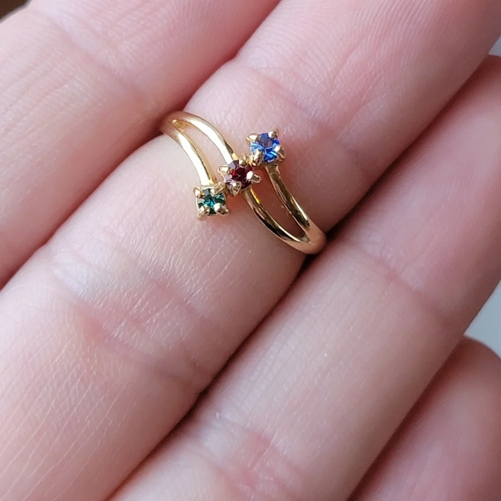 Triple Gemstone Split Shank Gold Tone Ring Vintage Simulated Stone Size 6